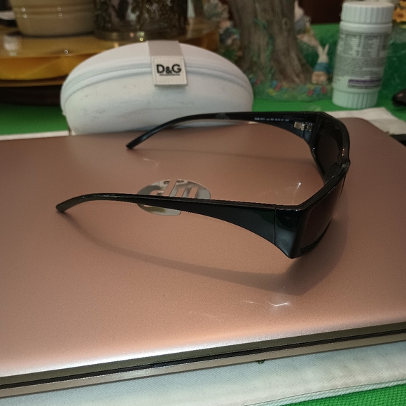 Dolce&Gabbana vintage 1990's sunglasses - Picture 3 of 12